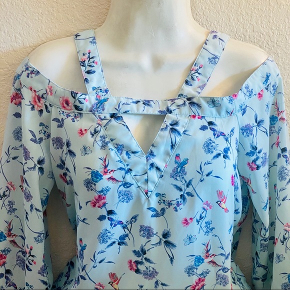 Flowering Blouse S ( Runs M ) - Picture 4 of 8